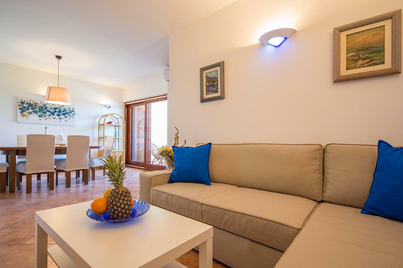 Apartments Bo Malinska Luaran gambar