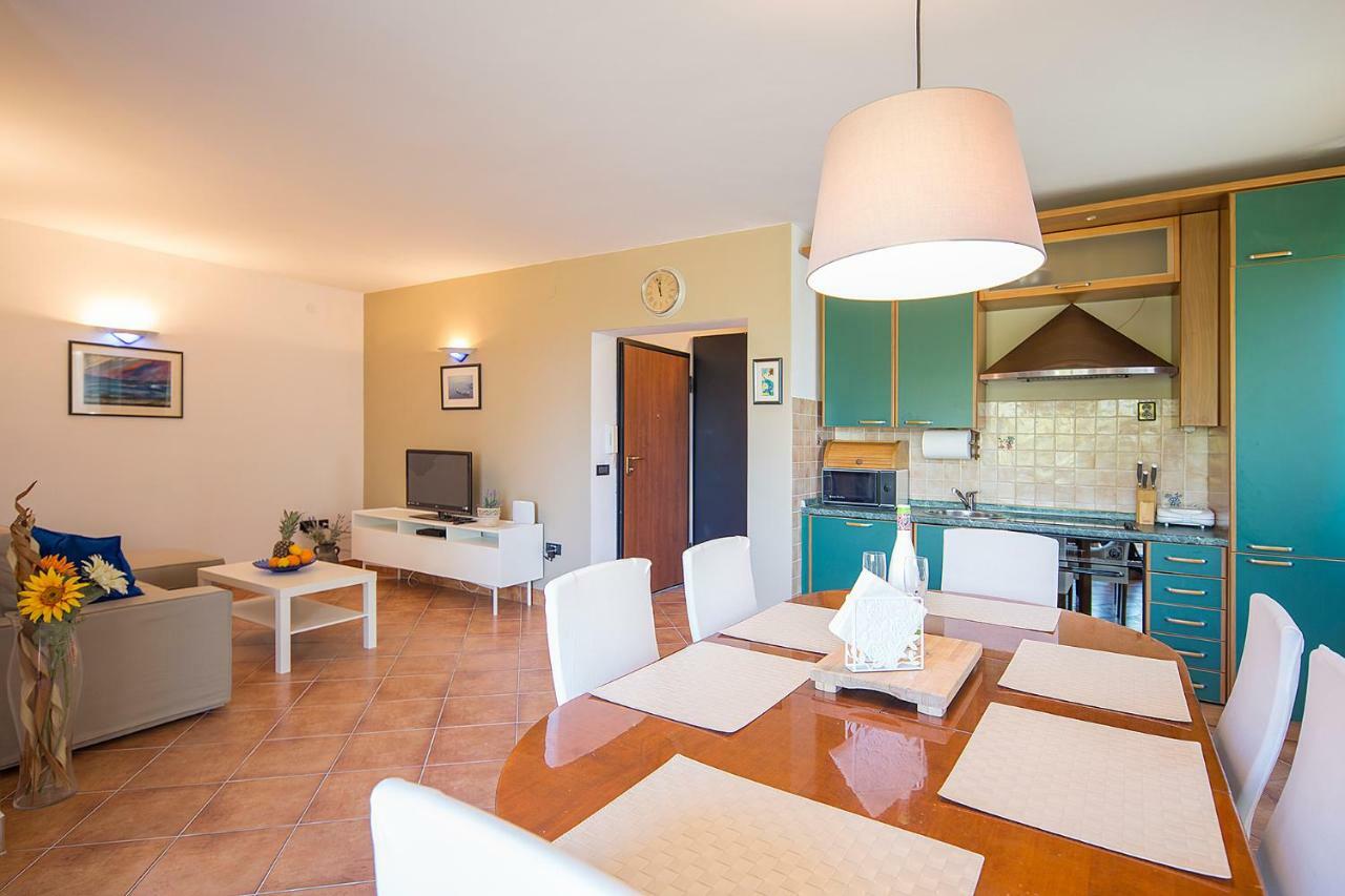 Apartments Bo Malinska Luaran gambar